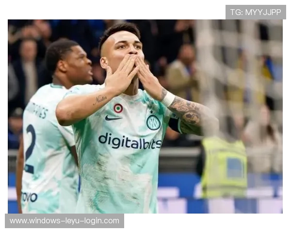 卢卡库与本泽马射门选择出现分化趋势