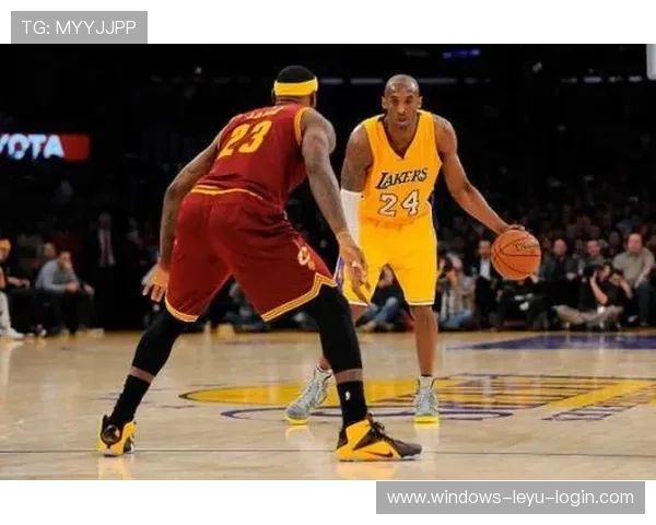 苏亚雷斯历史地位解析：南美顶级前锋的荣誉与数据之争