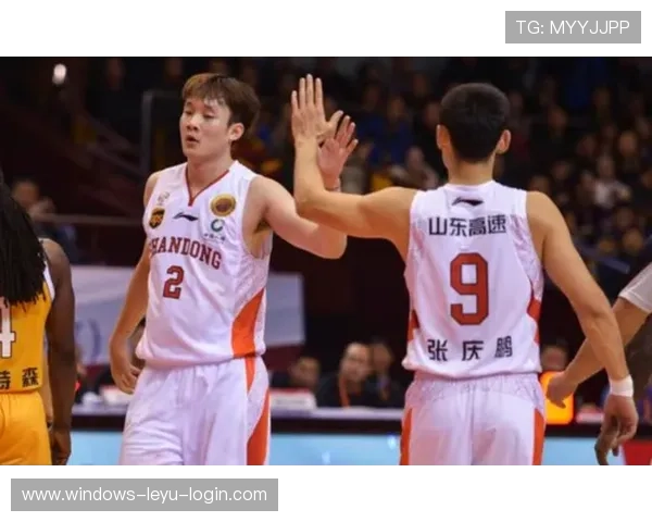 山东泰山深陷战术困局，老将依赖与体系重建的抉择影响赛季走势