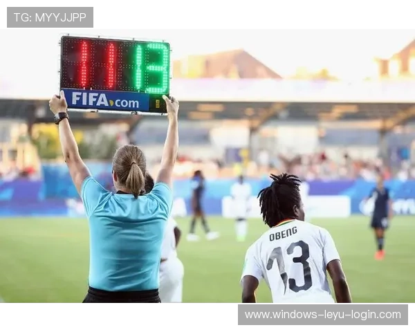 手球界定要点：触球意图与手臂位置共同影响判罚